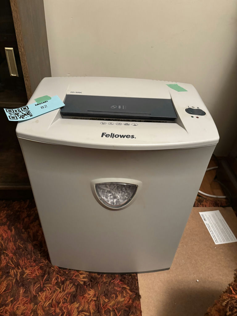 Fellowes OD1500C Paper Shredder with Manual and Shredder Lubricant - image 1 of 7