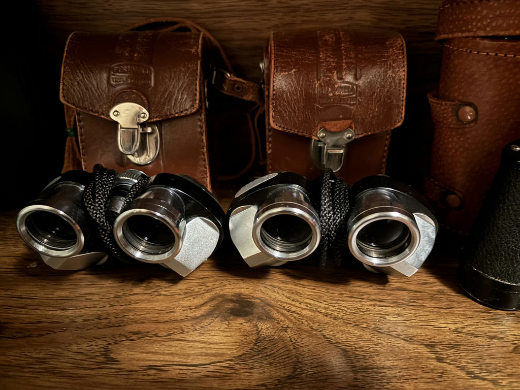 Vintage camera gear, binocular & telescope collection - image 15 of 17