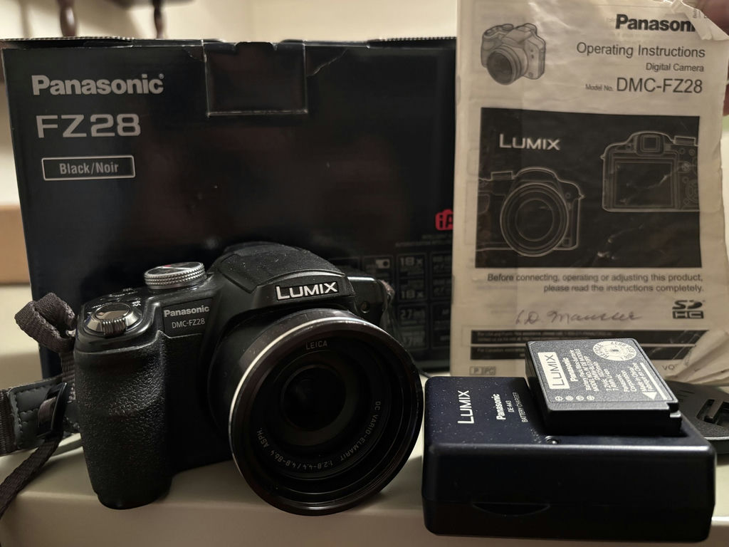 Assorted Cameras, Camera Accessories, and Lens Cases - image 14 of 30
