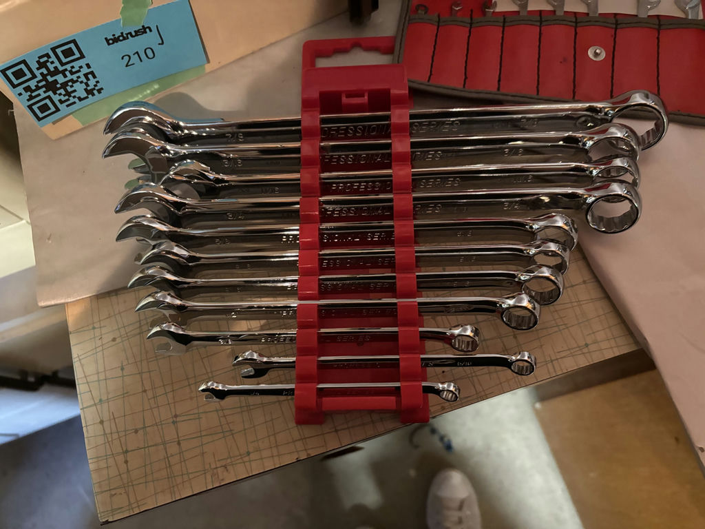 Assorted Hand Tools and Wrench Sets - image 3 of 7