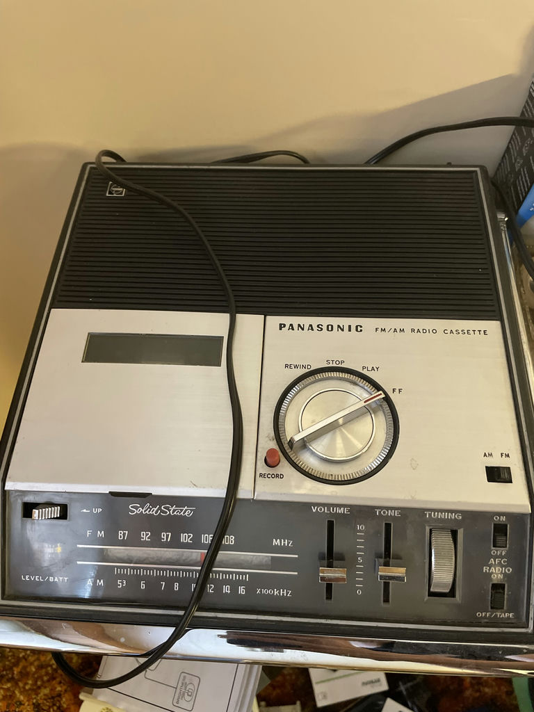 Panasonic FM/AM Radio Cassette Recorder and Assorted Electronics - image 2 of 12
