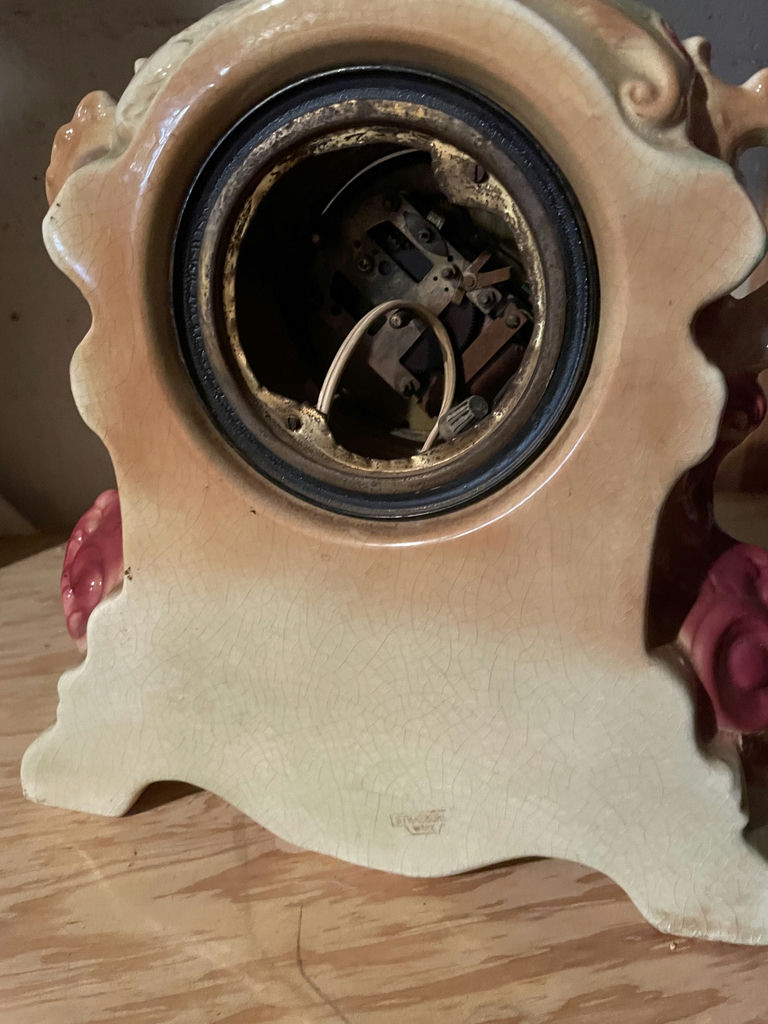 Strasburg Ware Ceramic Mantel Clock - image 4 of 7