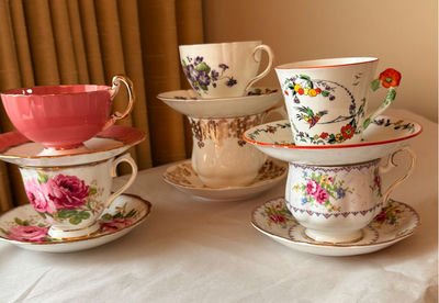 Assorted Vintage Tea Cups and Saucers - Image 1 of 18