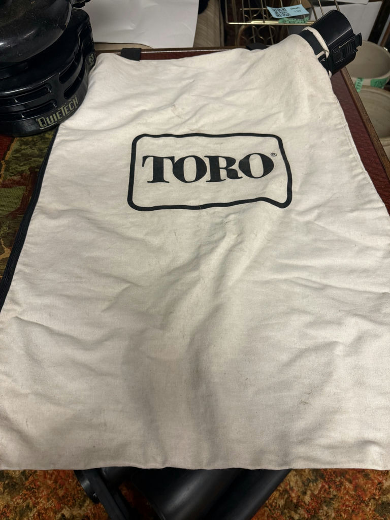Toro Electric QuietTech Super Blower Vac - image 4 of 10