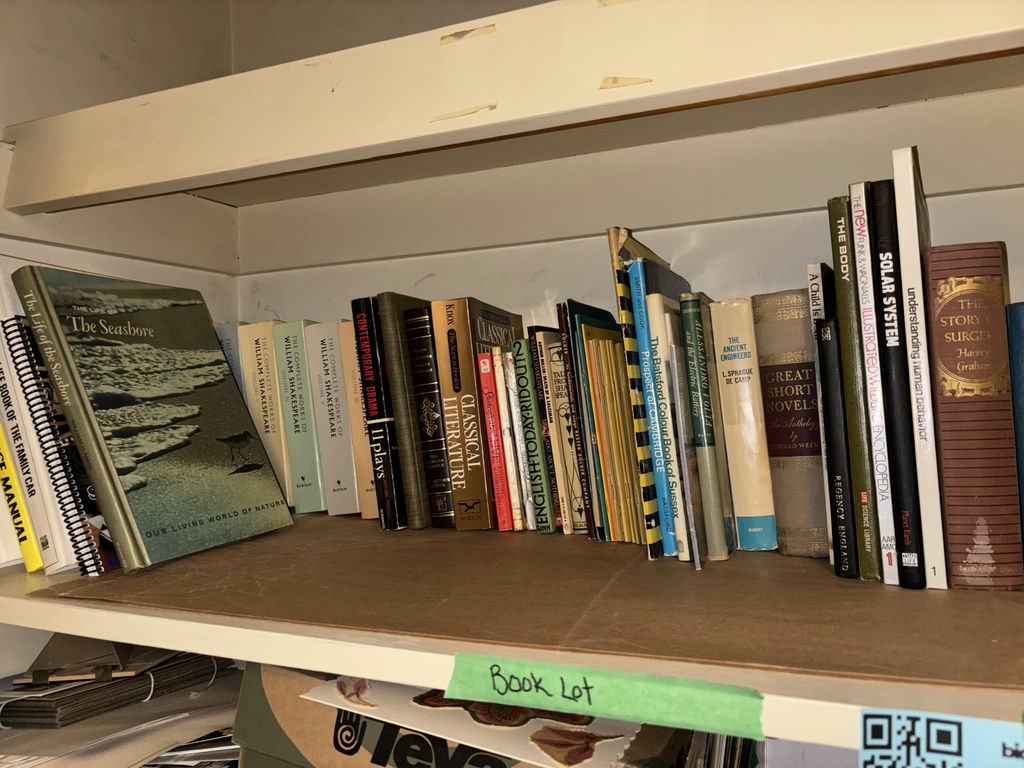 Book Lot of Literature, Reference, and Science Books - image 1 of 5