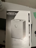 Fellowes OD1500C Paper Shredder with Manual and Shredder Lubricant - thumbnail 3 of 7