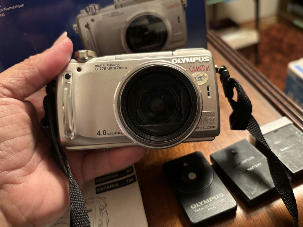 Assorted Cameras, Camera Accessories, and Lens Cases - image 24 of 30