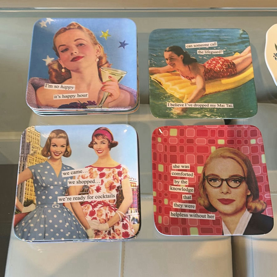 Decorative Ceramic And Plastic Trinket Dishes - image 9 of 10