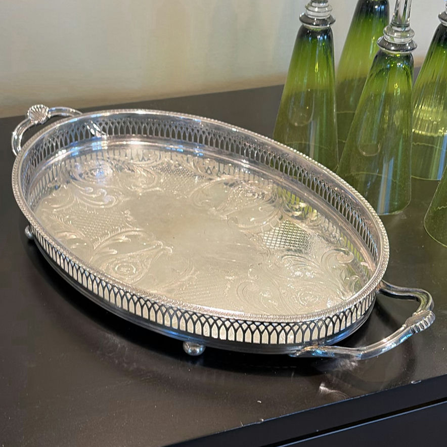 Set of Six Green Stemmed Champagne Flutes and Silver-Tone Serving Tray - image 9 of 14