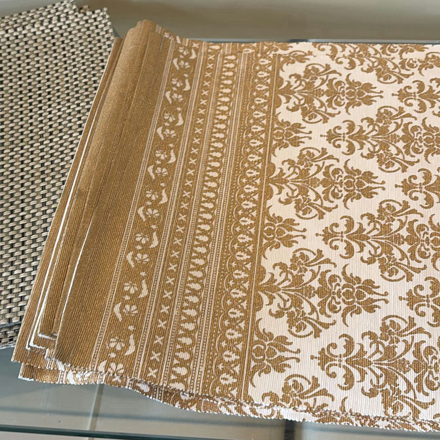 Assorted Table Linens - image 13 of 20