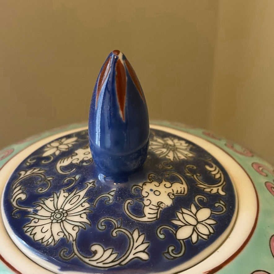 Blue and White Ginger Jar - image 5 of 9
