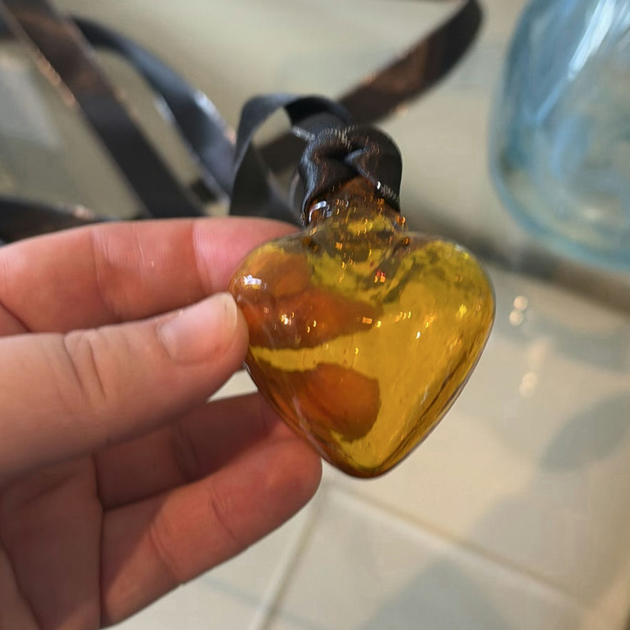 Decorative Blown Glass & Art Glass Vases and Heart Ornaments - image 6 of 20