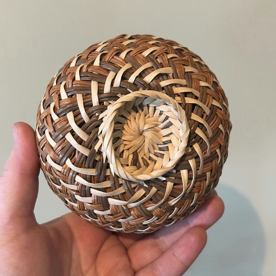 Two Indigenous Handwoven Wicker Baskets - image 8 of 11