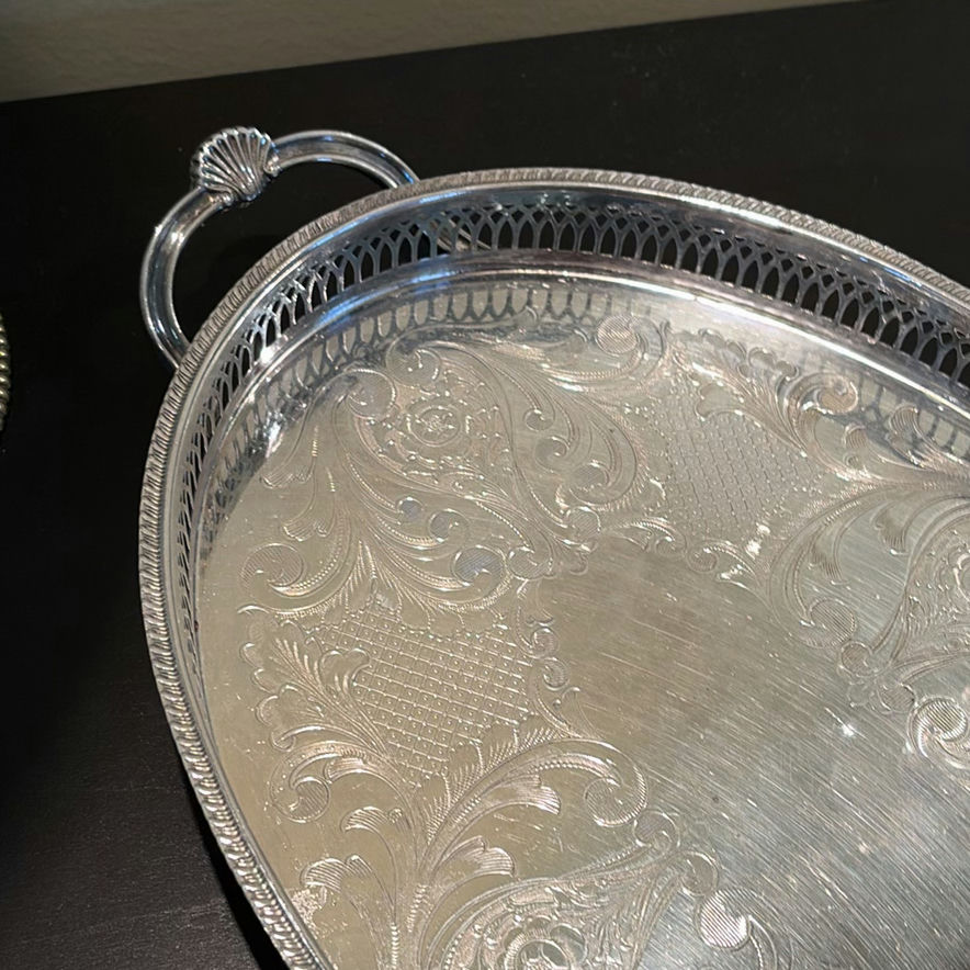 Set of Six Green Stemmed Champagne Flutes and Silver-Tone Serving Tray - image 11 of 14