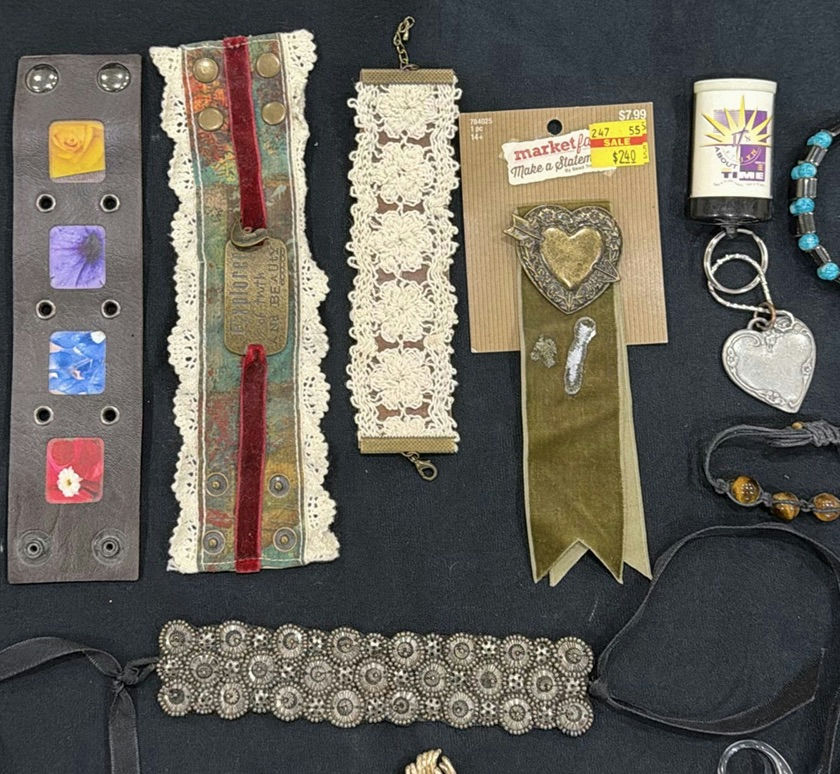 Assorted Jewelry and Accessories - image 2 of 4