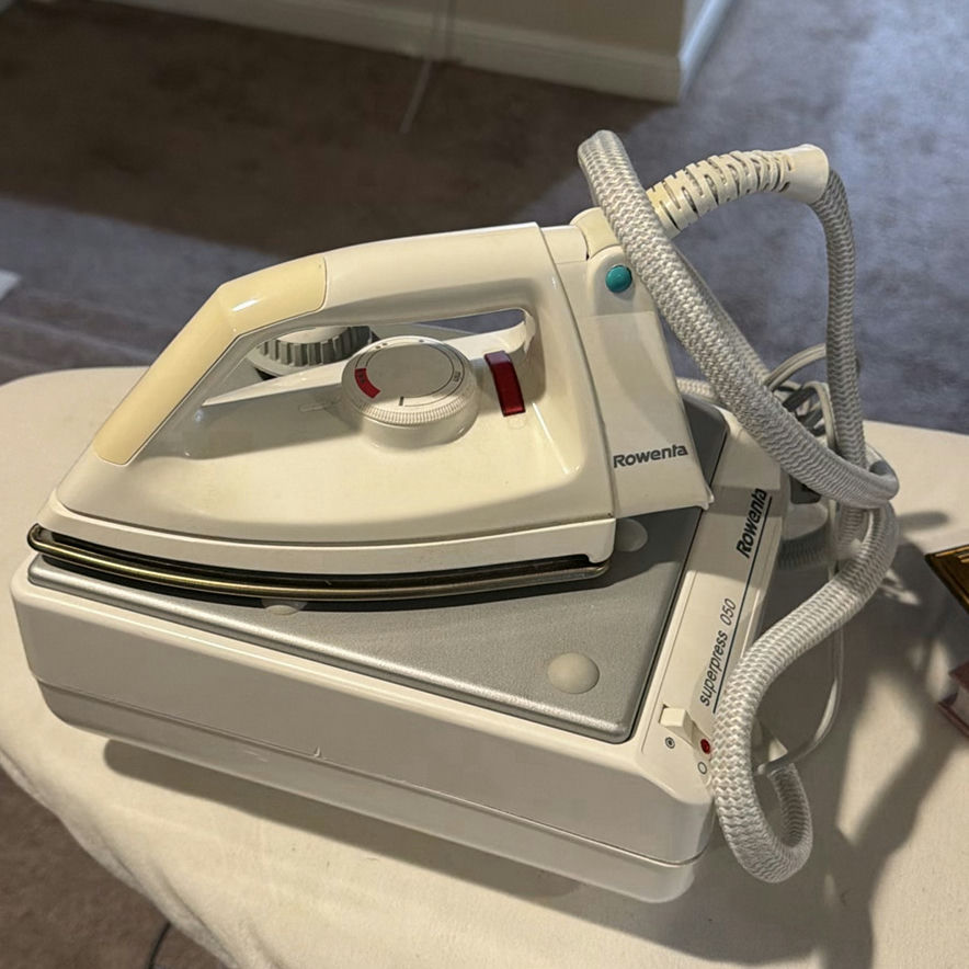 Rowenta Superpress 050 Steam Iron with Base Unit - image 1 of 5