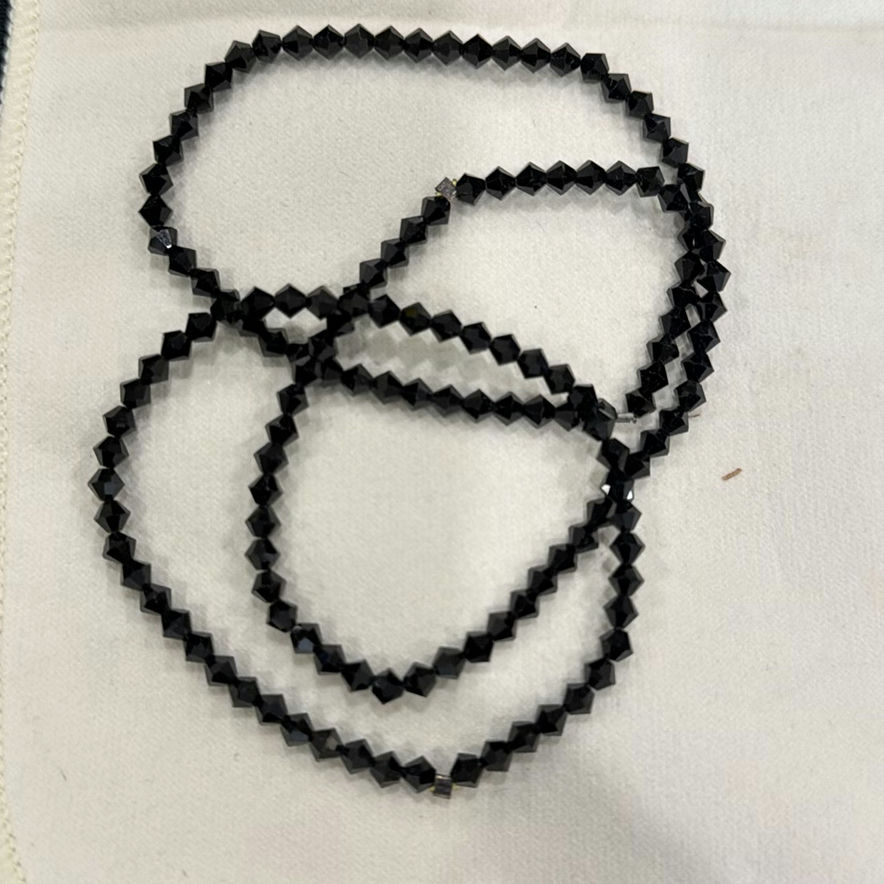 Black bead jewelry set (fringe necklace, geometric bead necklace, bracelet, and drop earrings) - image 2 of 4