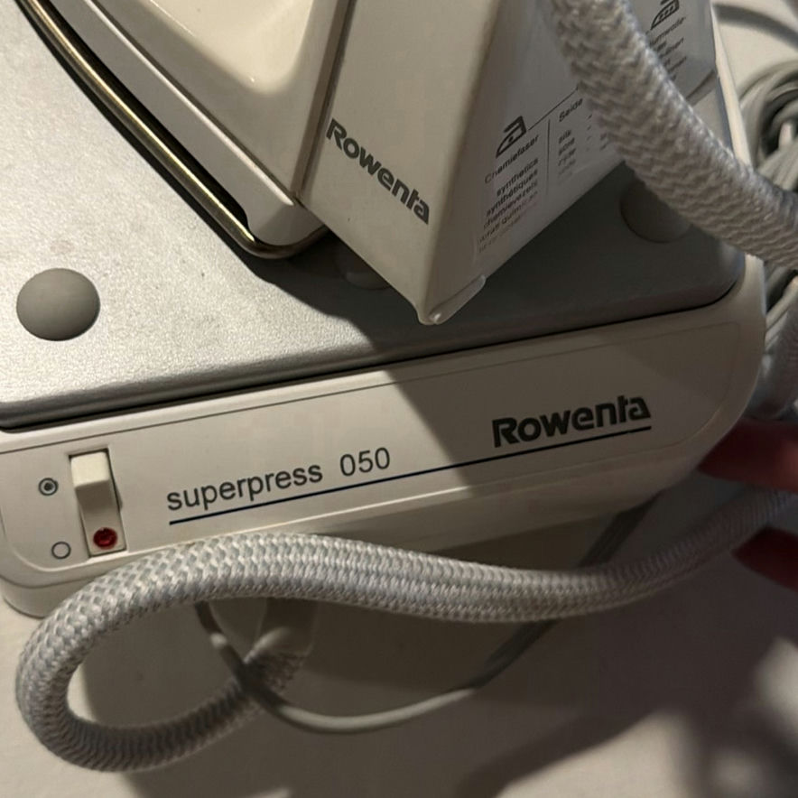 Rowenta Superpress 050 Steam Iron with Base Unit - image 2 of 5