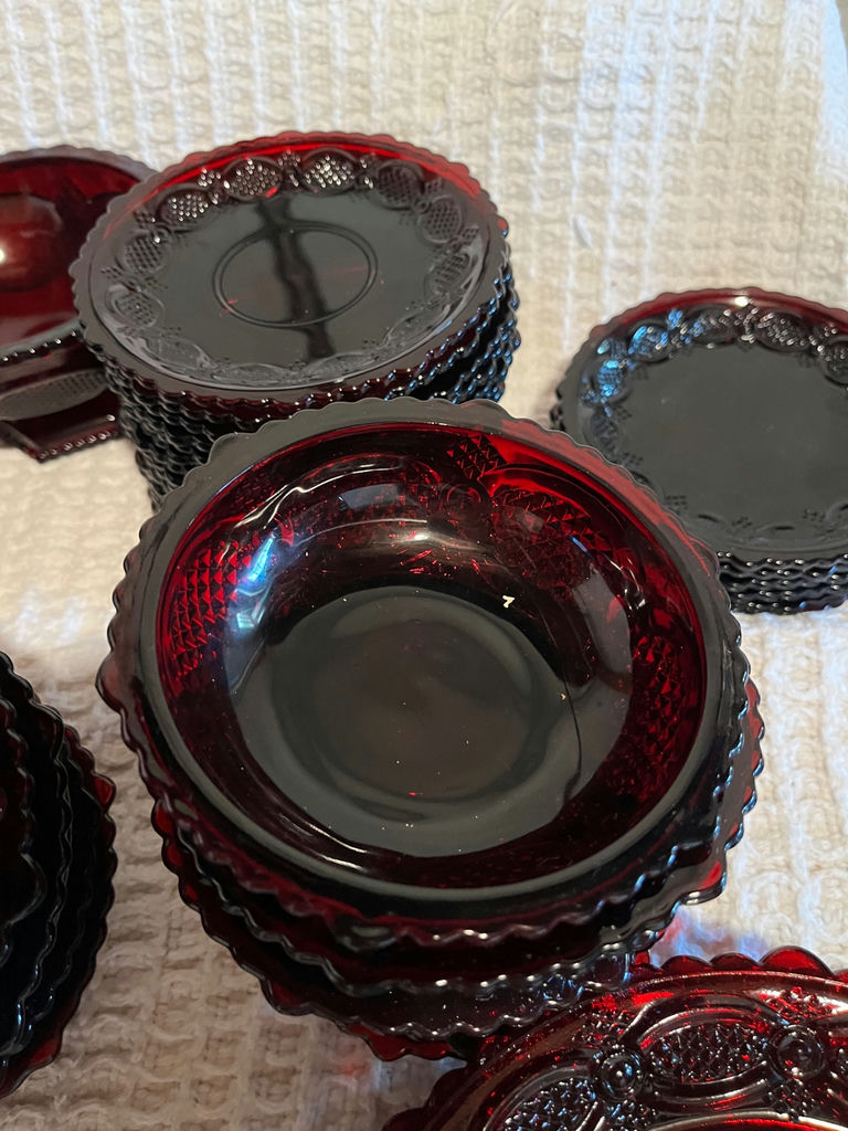 Cranberry glass dessert bowls and plates set - image 3 of 5
