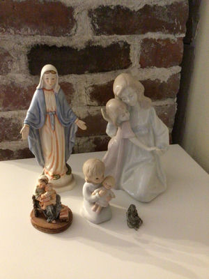 Ceramic Nativity Scene Figurines - Image 1 of 3