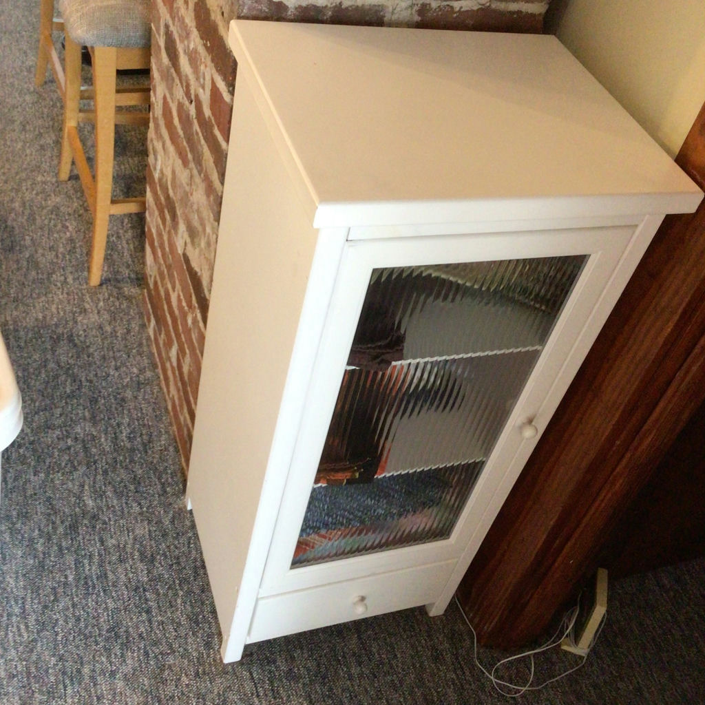 White display cabinet with glass door - image 2 of 2
