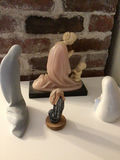 Assorted decorative figurines and sculptures - thumbnail 3 of 5