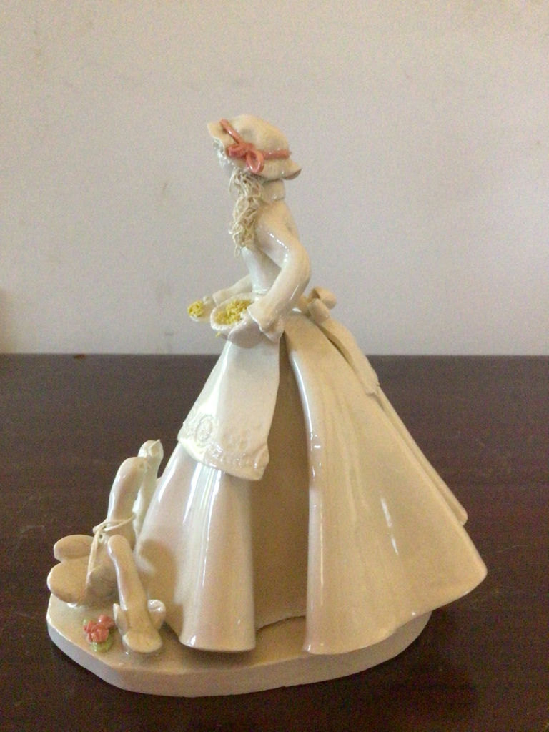 Porcelain bridal figurine with birds - image 4 of 5