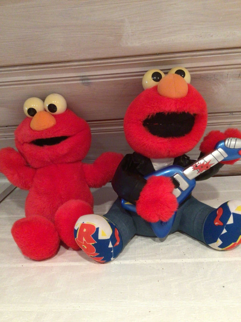 Sesame Street Elmo plush toys with guitar - image 1 of 1