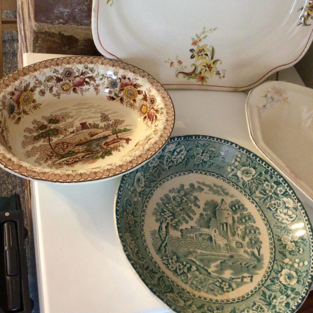 Assorted decorative ceramic plates and bowls - image 2 of 6