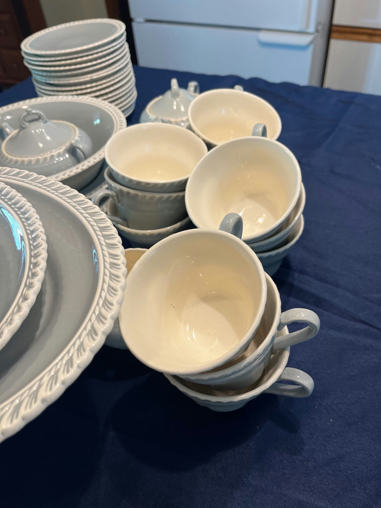 Harkerware blue-gray dinnerware set with braided edge - image 3 of 6