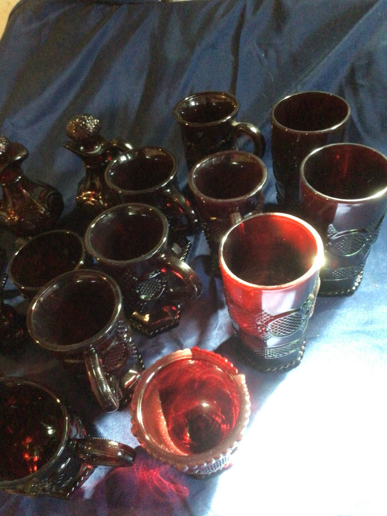 Cranberry glassware set: mugs, goblets, and decanters - image 4 of 4