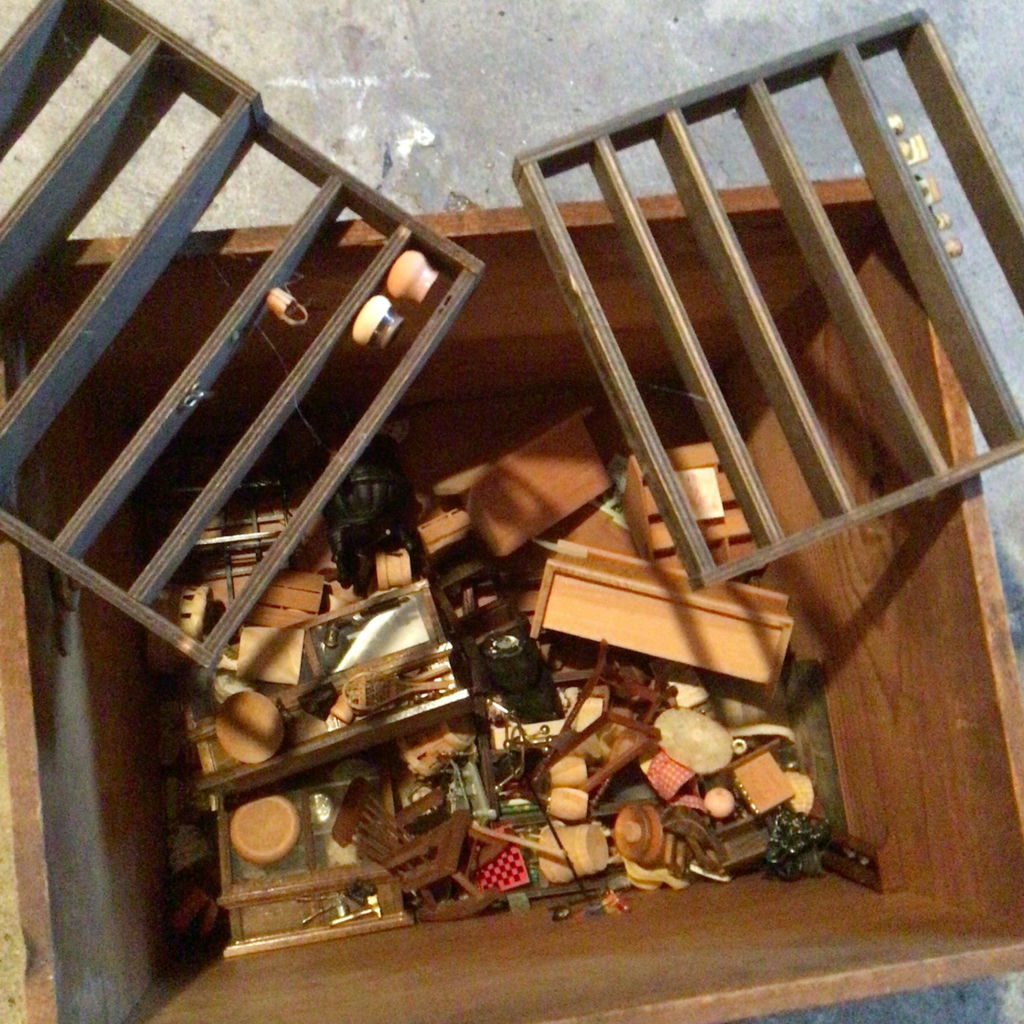 Box of dollhouse miniatures and miniature furniture - image 3 of 3