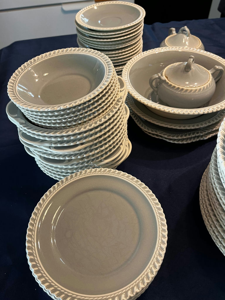 Harkerware blue-gray dinnerware set with braided edge - image 1 of 6