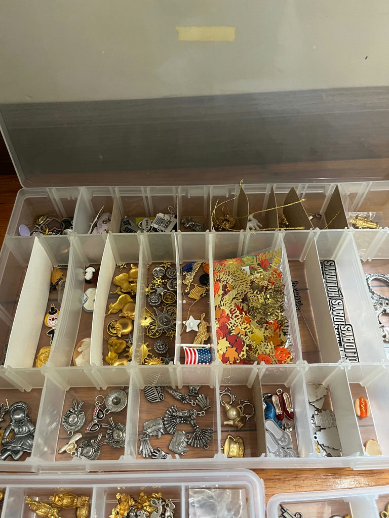 Assorted jewelry charms and findings - image 2 of 5