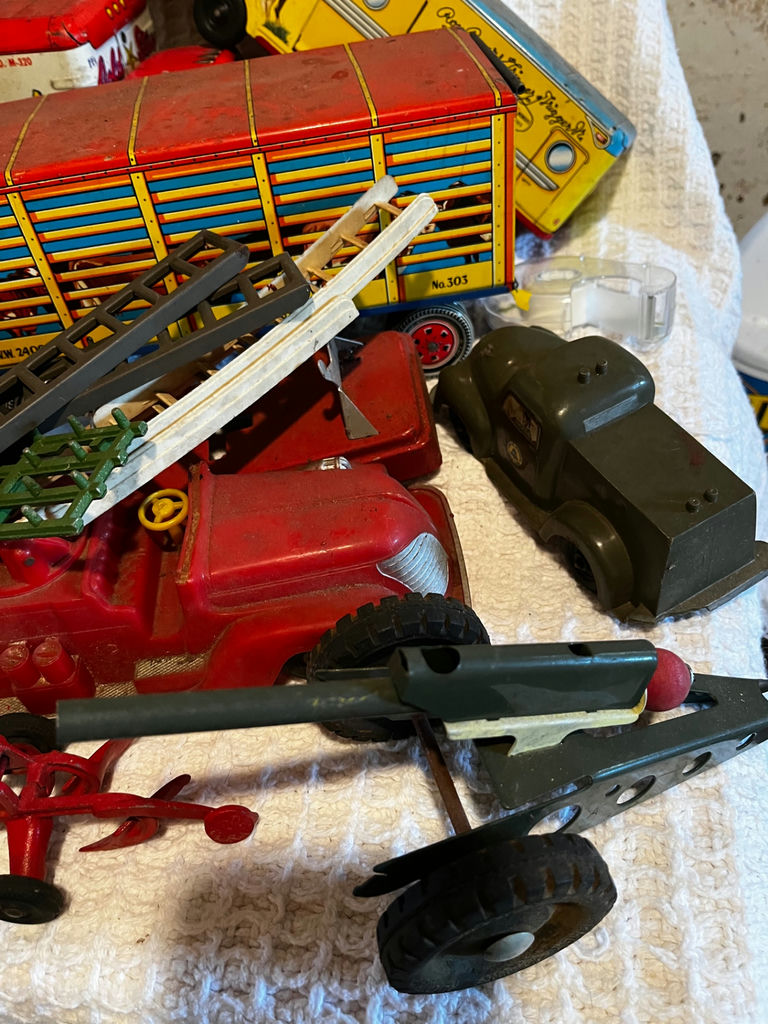 Collection of vintage tin toy vehicles  - image 3 of 5