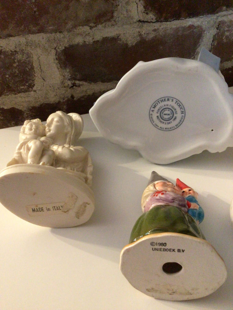 Assorted porcelain figurines and small sculptures - image 2 of 2