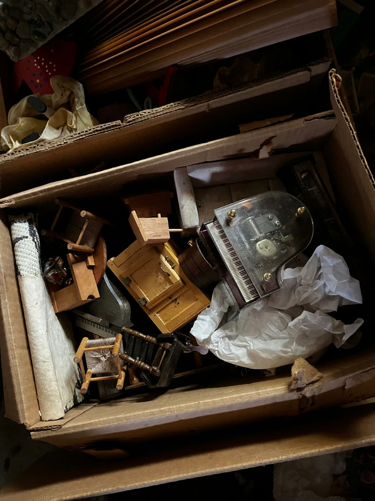 Doll furniture. Assorted vintage toys and miniatures collection - image 3 of 5