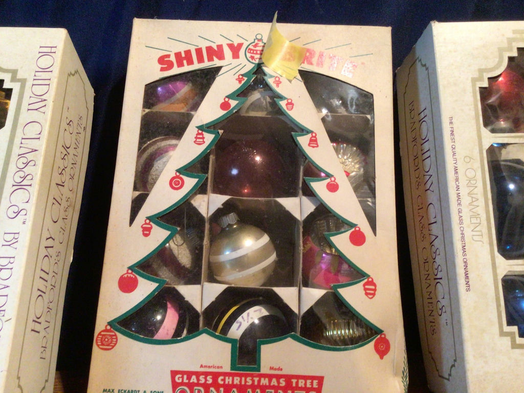 Boxed and Loose Glass Christmas Ornaments - image 3 of 5