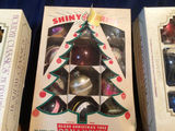 Boxed and Loose Glass Christmas Ornaments - thumbnail 3 of 5