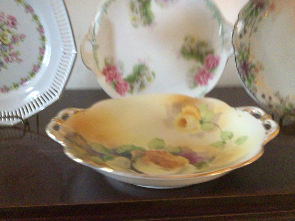 Floral porcelain dinnerware and serving dish - image 6 of 7