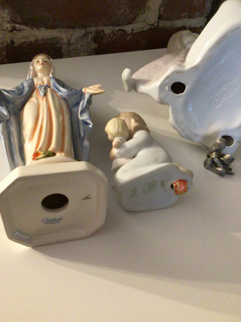 Ceramic Nativity Scene Figurines - image 3 of 3