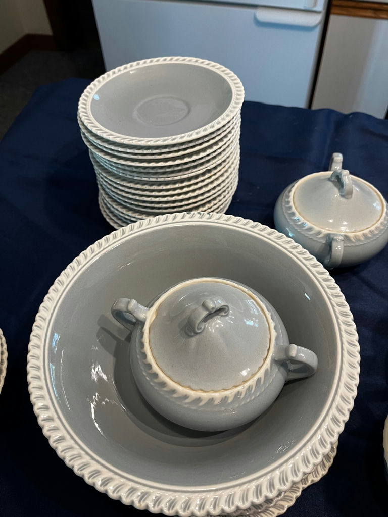Harkerware blue-gray dinnerware set with braided edge - image 4 of 6