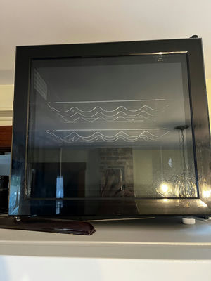 Wine cooler with glass door - Image 1 of 2