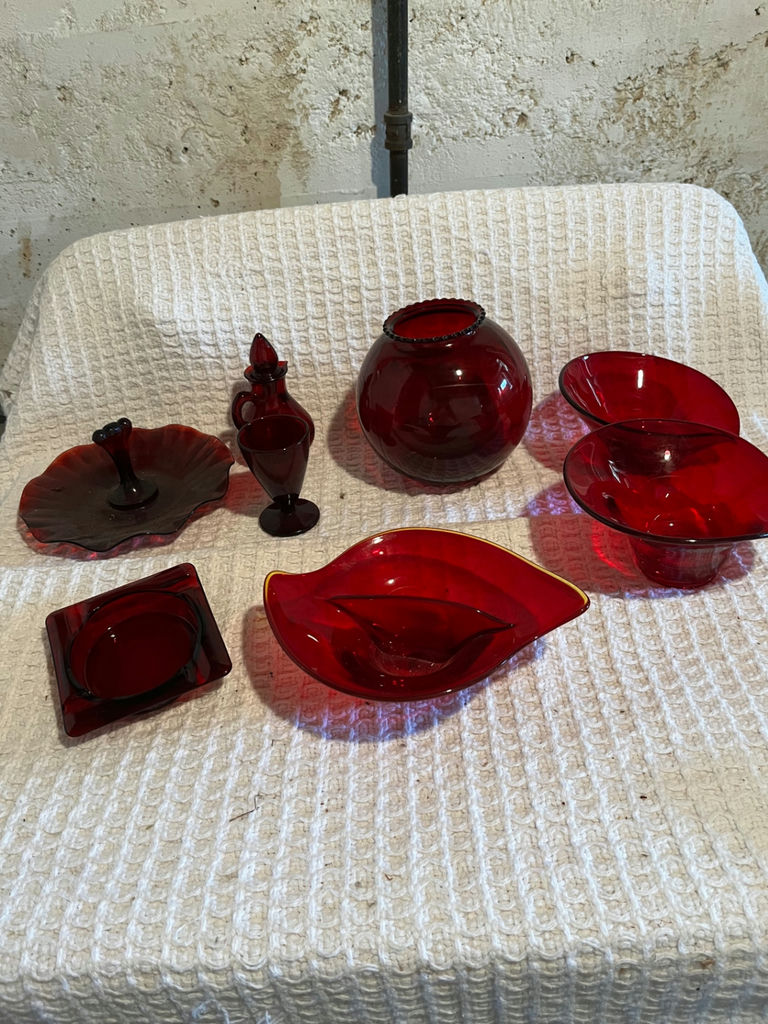 Red glassware set: decanter, goblet, vase, and dishes - image 1 of 1
