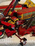 Collection of vintage tin toy vehicles  - thumbnail 2 of 5