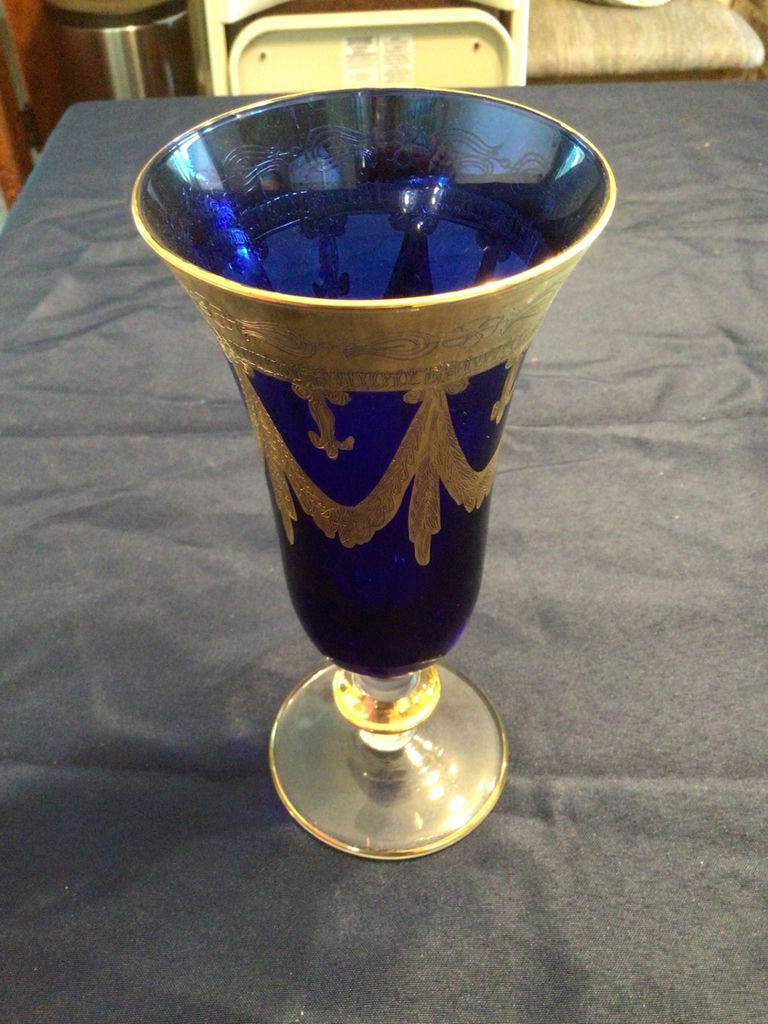 Blue cobalt glass goblet with gold trim - image 3 of 3