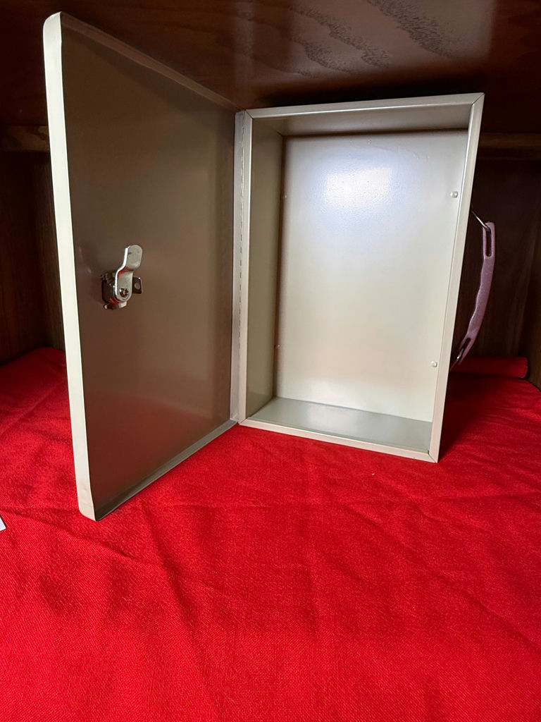 Metal Locking Storage Cabinet - image 2 of 3