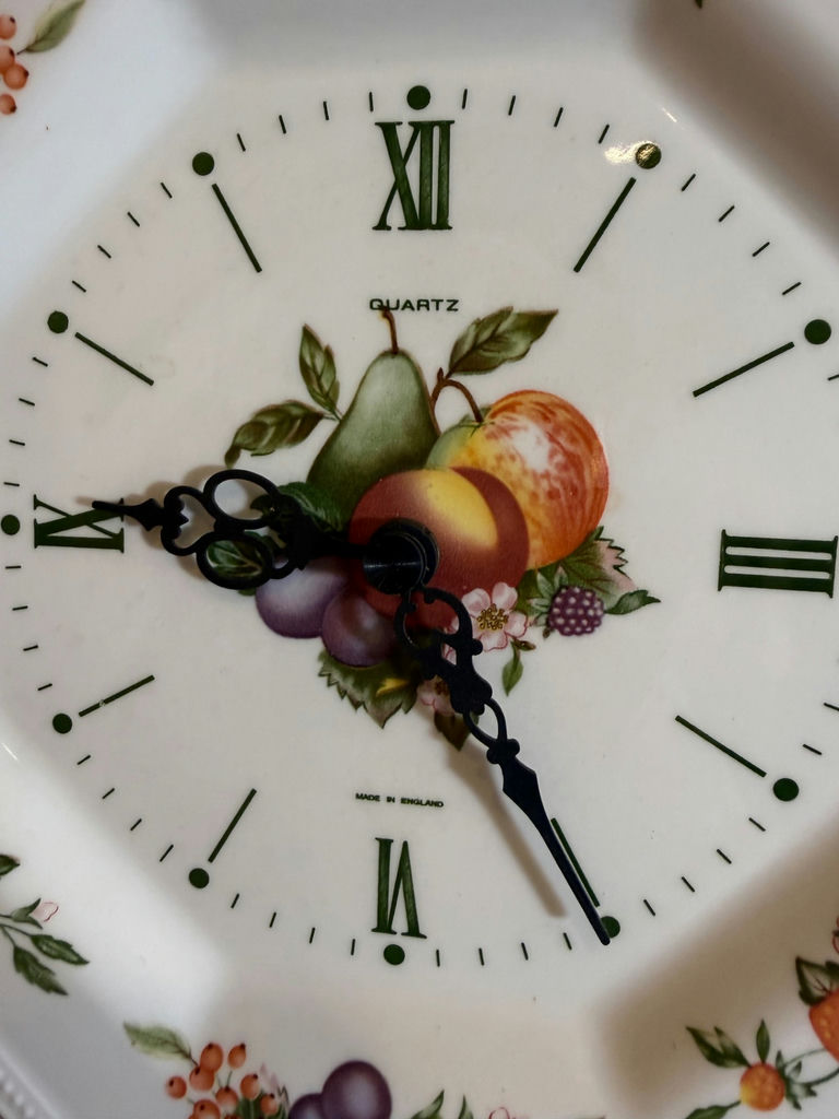 Decorative Quartz Wall Clock with Fruit Design - image 2 of 2