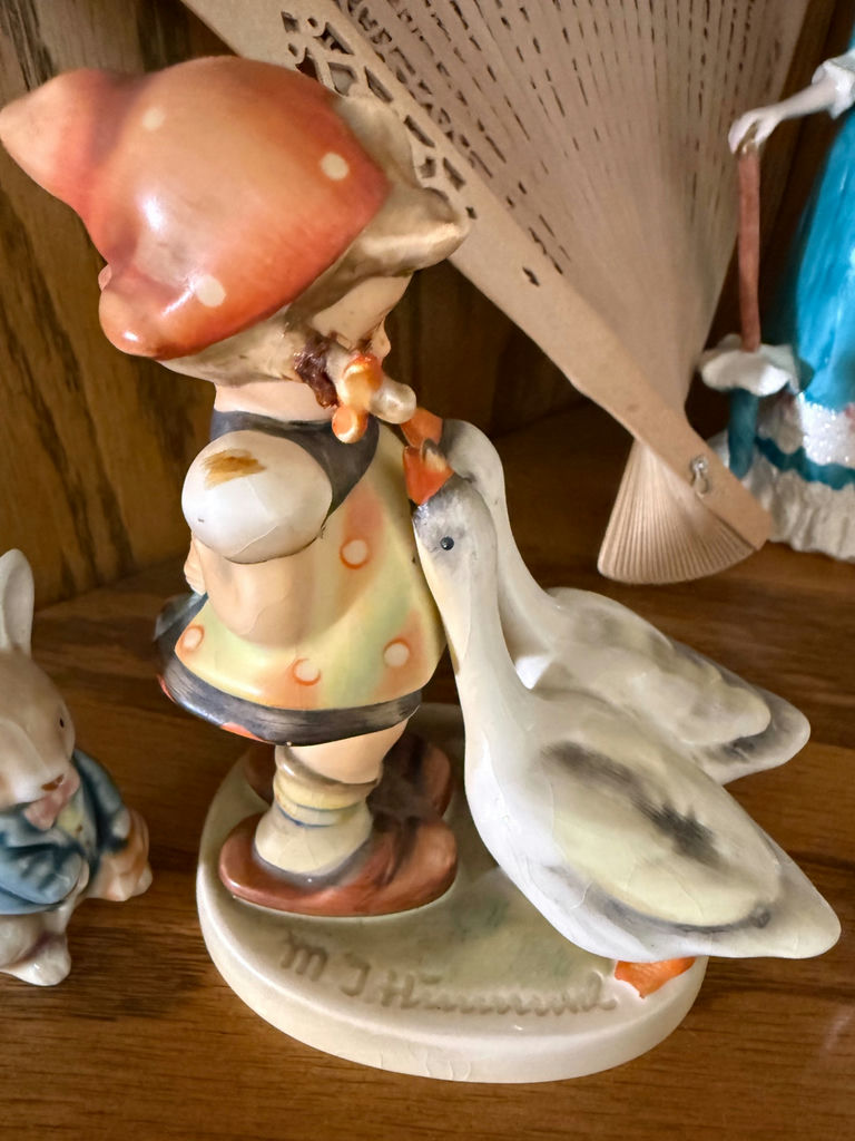 Assorted Porcelain and Glass Figurines with Decorative Fan - image 3 of 4