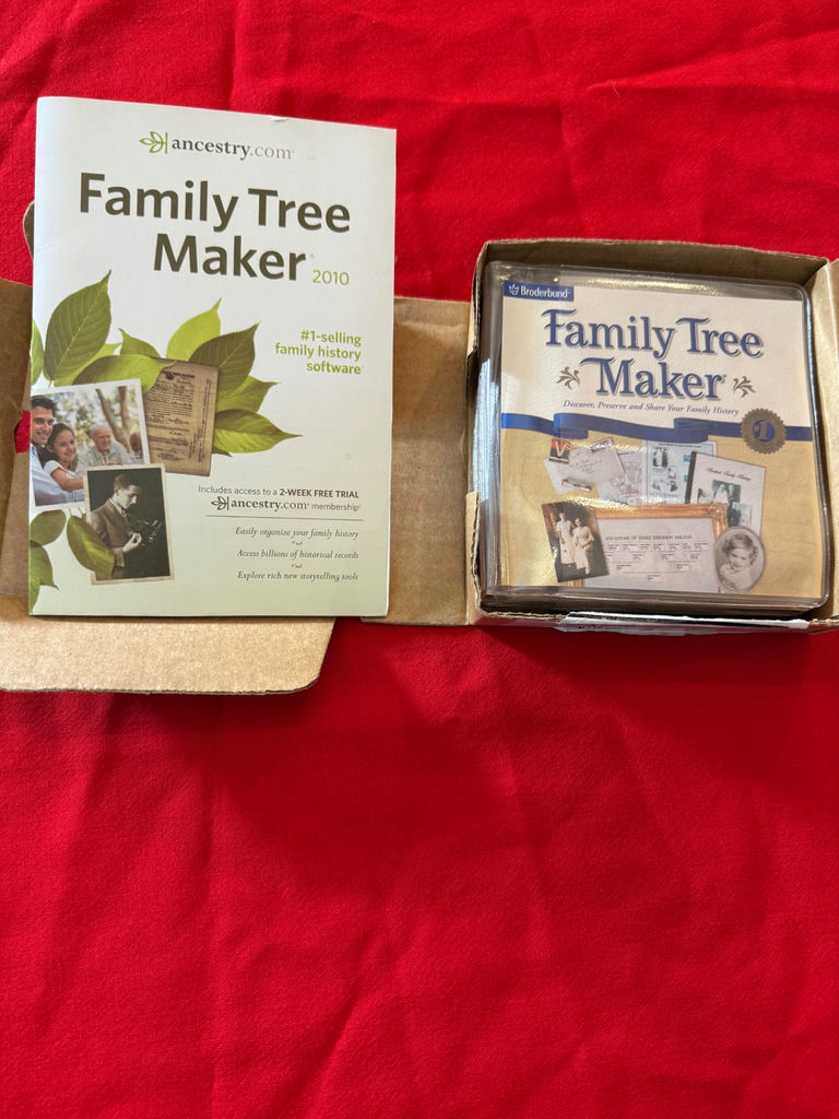 Family Tree Maker Genealogy Software Bundle - image 3 of 3